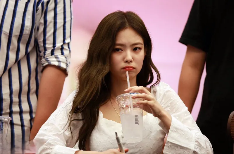 Blackpink meme face với những biểu cảm hài hước luôn khiến fan phải cười 