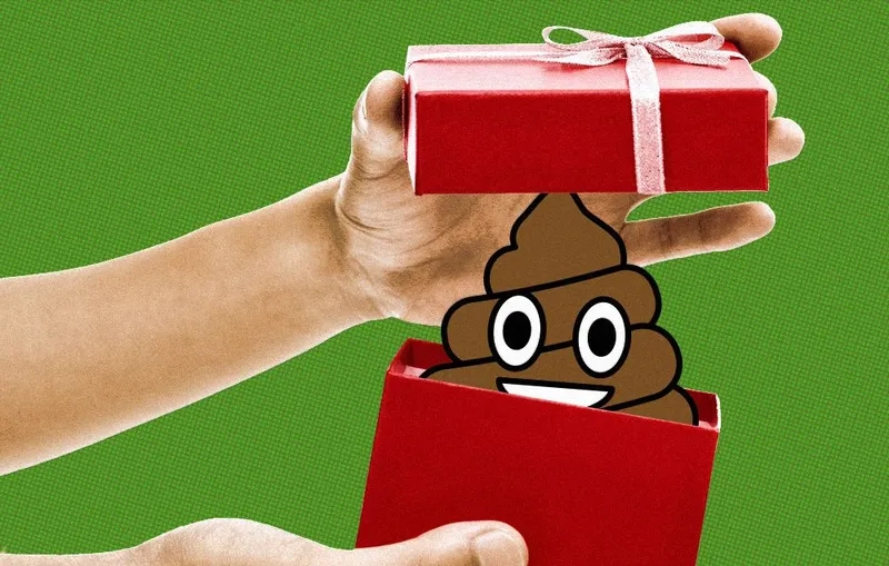 Tặng quà chưa bao giờ dễ thương đến thế, đặc biệt khi là một meme từ chú mèo dễ thương.