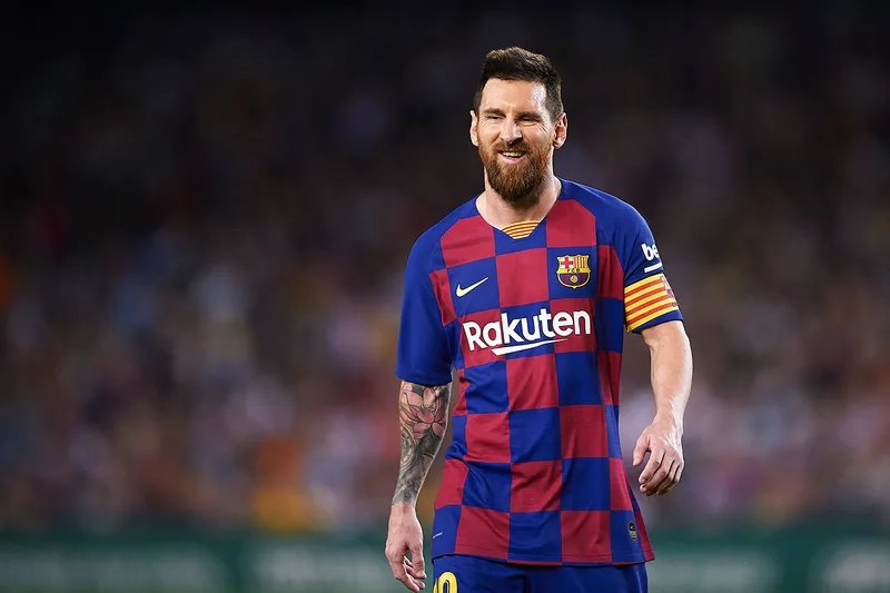 Những meme chế về Messi trong các tình huống hài hước, dễ thương.