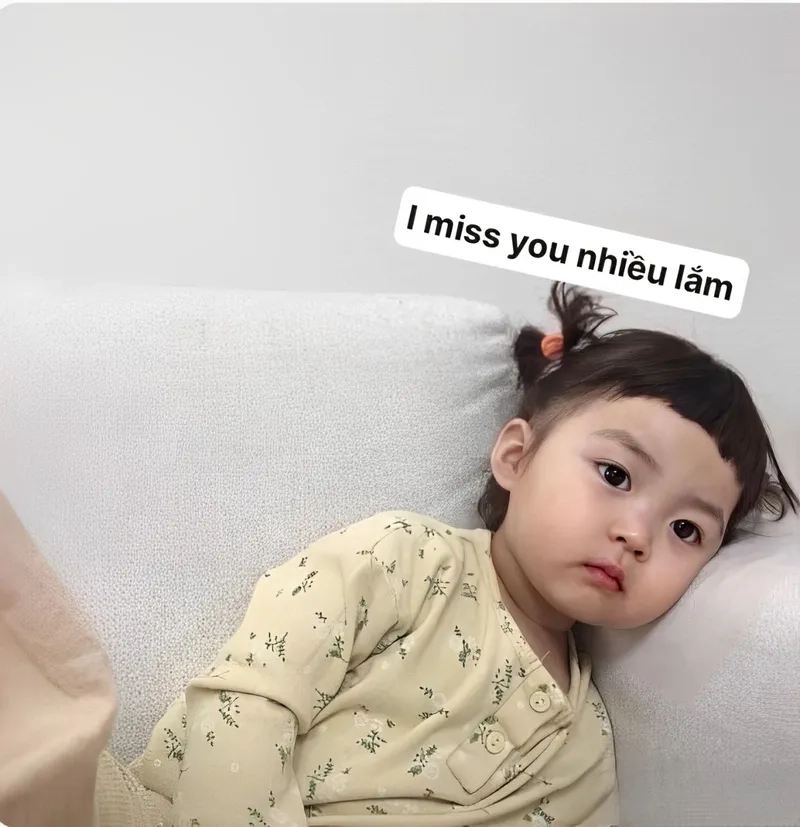 Meme tình yêu hài hước mang đến những khoảnh khắc nhẹ nhàng và vui nhộn.