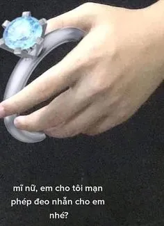 Ảnh meme tặng nhẫn là cách ngộ nghĩnh để gửi lời cầu hôn đầy ý nghĩa