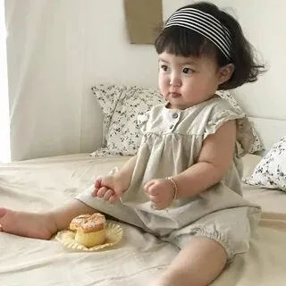 Không thể cưỡng lại sự đáng yêu của meme cắn má cute đến từ Trung Quốc