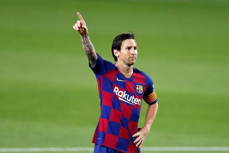 Meme chế giữa Ronaldo và Messi luôn mang đến tiếng cười bất tận.
