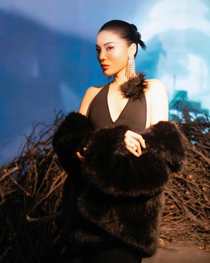 Hương Giang và Kỳ Duyên luôn đồng hành trong các hoạt động