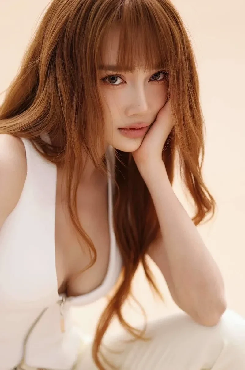 Gia đình Nhã Phương luôn là nguồn động lực lớn trong hành trình nghệ thuật
