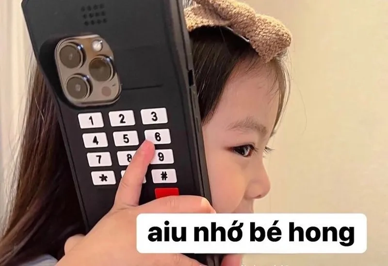 Meme nhớ bạn giúp bạn thể hiện tình cảm nhớ nhung đối với bạn bè.