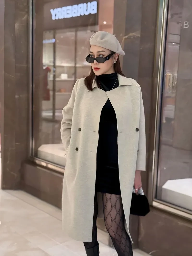 Bố mẹ diễn viên Phương Oanh là nguồn động lực lớn trong sự nghiệp của cô