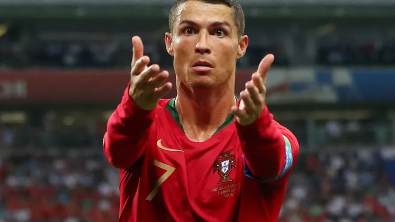 Meme so tài giữa Ronaldo và Messi luôn là chủ đề hot trong cộng đồng mạng.