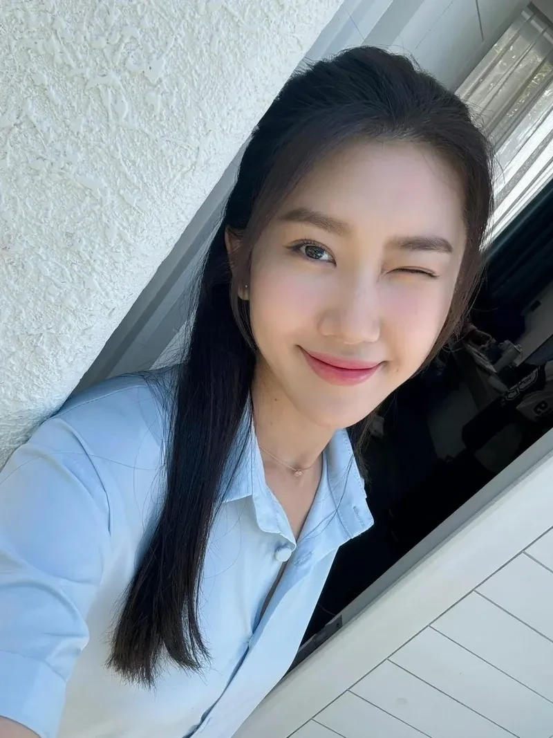 Ca sĩ Thuý Ngân luôn được yêu mến bởi giọng hát ngọt ngào và cuốn hút