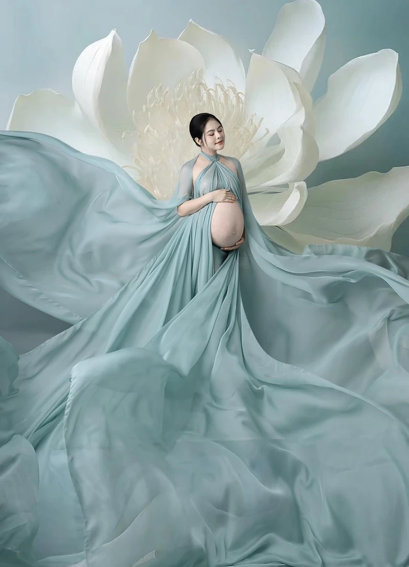 Vân Trang mặc bikini để lại ấn tượng mạnh mẽ với người hâm mộ