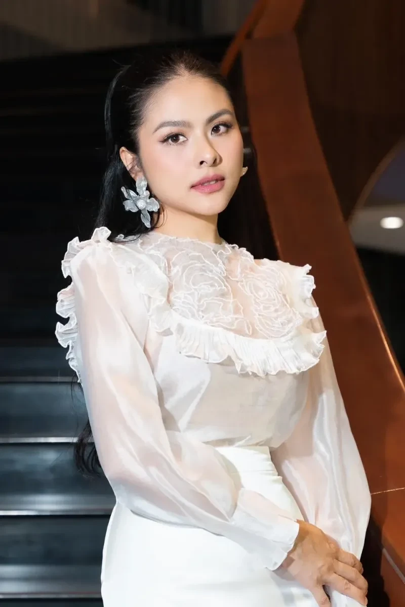 Vân Trang và con luôn mang đến những khoảnh khắc đầy yêu thương