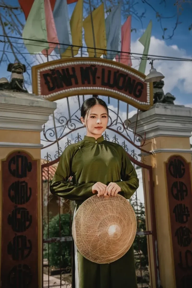 Facebook Vân Trang cập nhật nhiều hoạt động và khoảnh khắc đáng nhớ