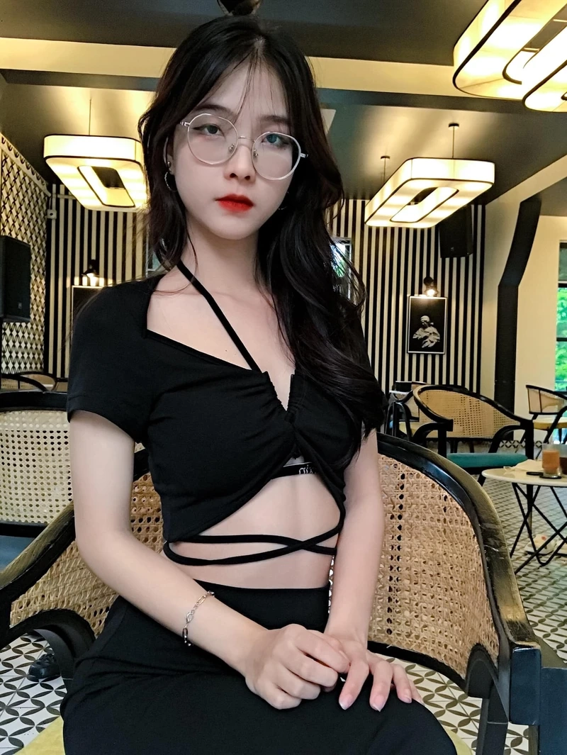 Hình ảnh phô mai que con gái dễ thương nhất miễn phí, dễ dàng tải về