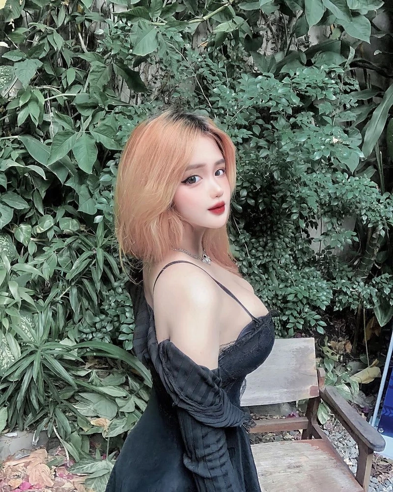 Ảnh girl xinh 4k hot girl, sắc nét và cuốn hút, tuyệt vời cho thiết bị