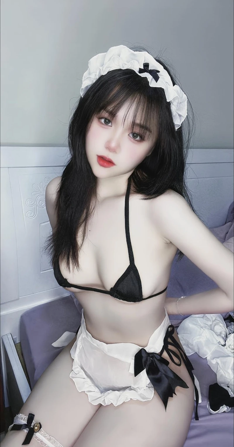 Hình nền gái đẹp 4k cho điện thoại, phù hợp với màn hình sắc nét và rõ ràng