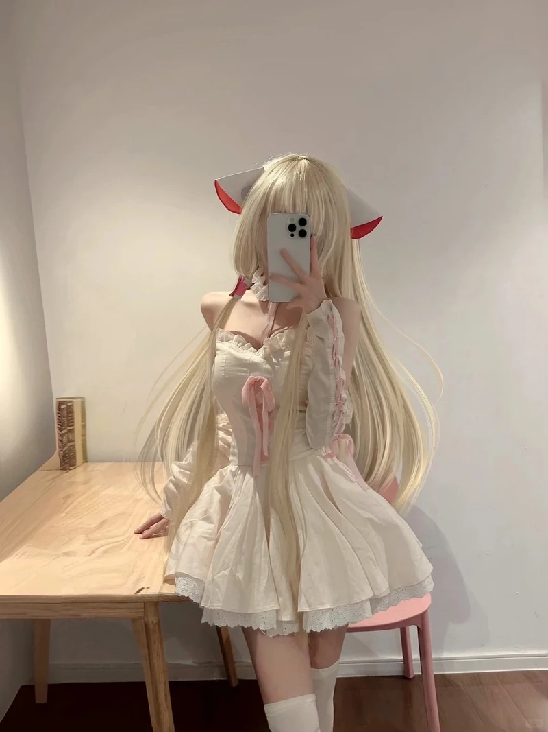 Ảnh cosplay 2B (NieR: Automata) gây ấn tượng với vẻ đẹp cuốn hút và đầy bí ẩn