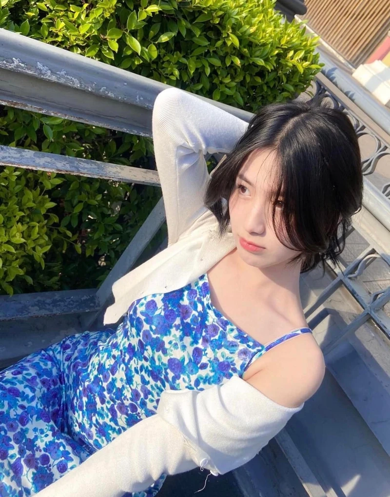  Ảnh Han Hye Jin mang đến vẻ đẹp thanh lịch và đầy quyến rũ
