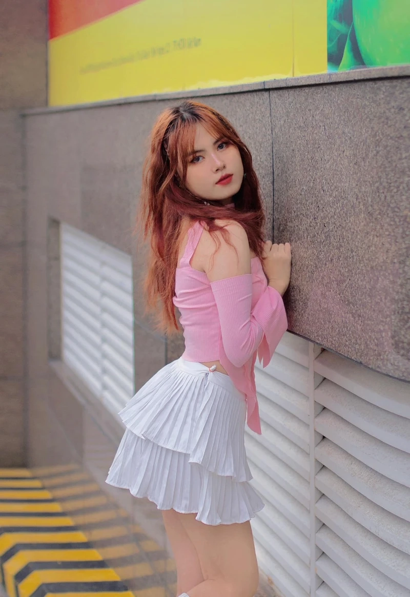 Ảnh cosplay Sailor Moon thể hiện sự dễ thương và cuốn hút