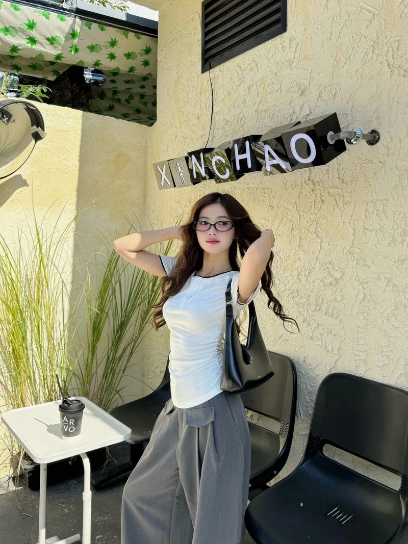 Gái mập dễ thương, tỏa sáng với vẻ đẹp ngọt ngào và dễ gần