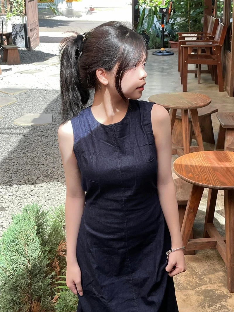 Gái xinh đeo kính cute, tạo điểm nhấn với vẻ đẹp ngọt ngào