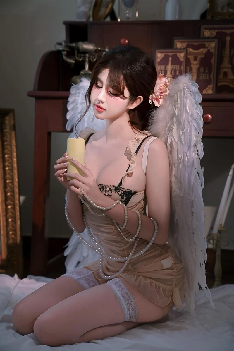 Em gái dáng đẹp, tạo nên sự thu hút nhẹ nhàng và thanh thoát