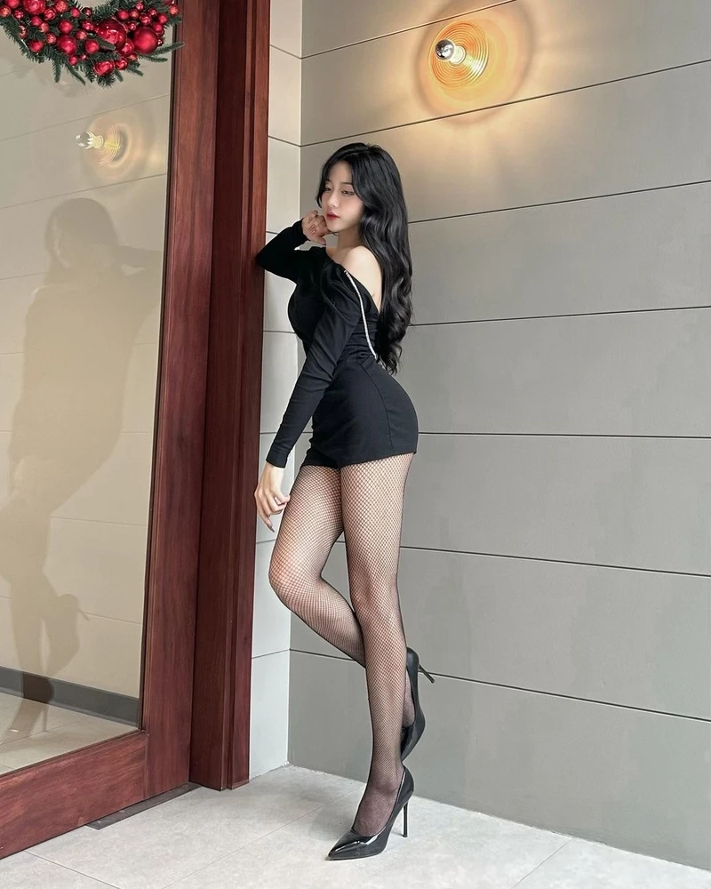  Hình ảnh phụ nữ Thụy Điển xinh đẹp, với làn da sáng và nụ cười duyên dáng
