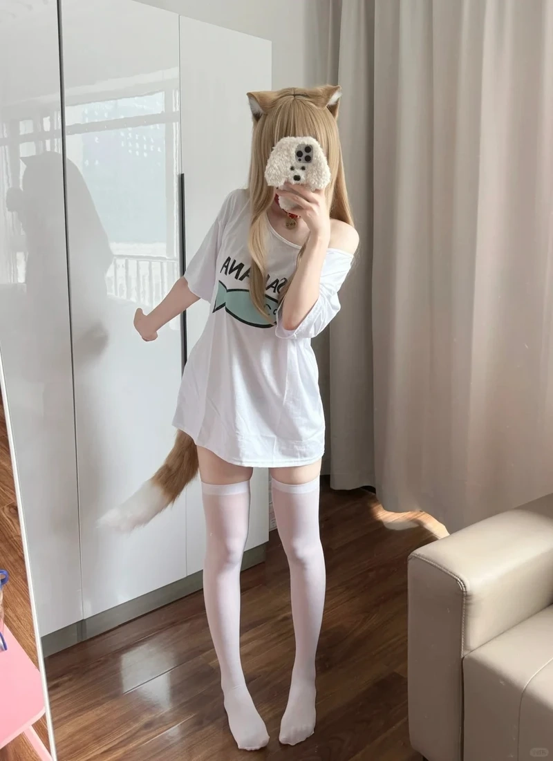 Gái xinh chụp ảnh sexy với vẻ quyến rũ và thần thái nổi bật