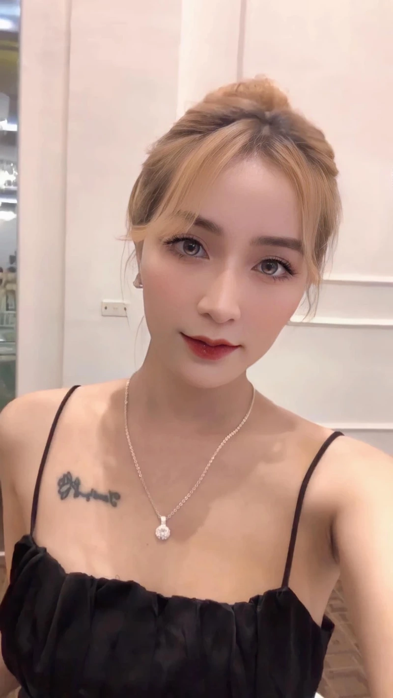 Gái xinh 18 tuổi Nhật Bản, mang đến vẻ đẹp dịu dàng và đầy cuốn hút