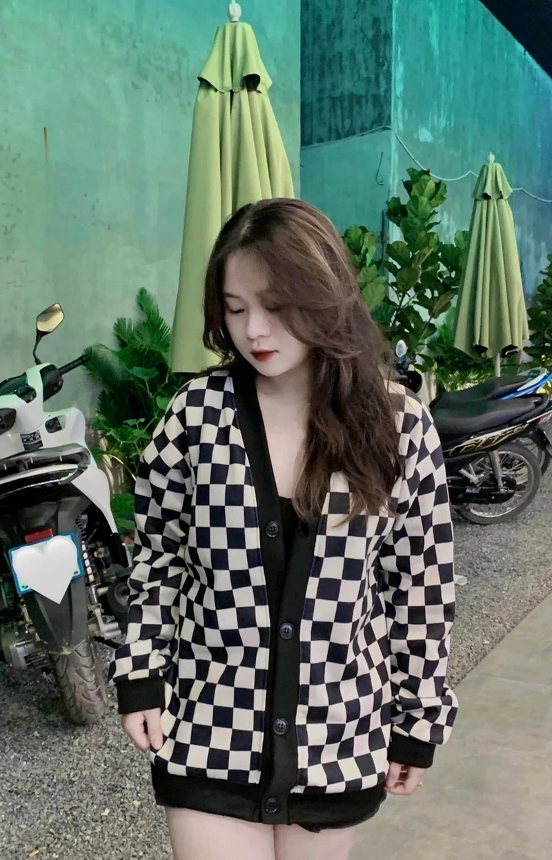 Tải ảnh gái đẹp 2k6, thu hút người xem với vẻ đẹp tươi sáng