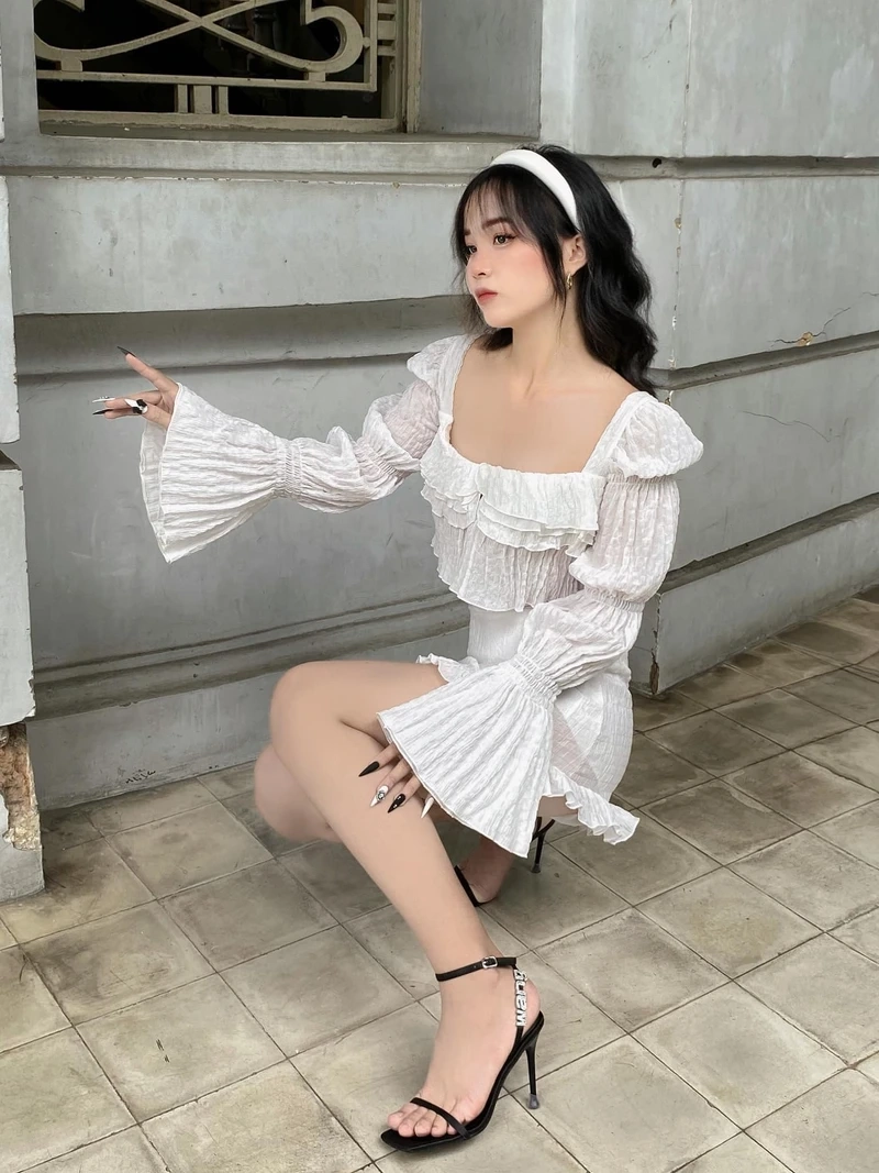 Ảnh gái k10 che mặt với nét ngây thơ và thần thái nhẹ nhàng