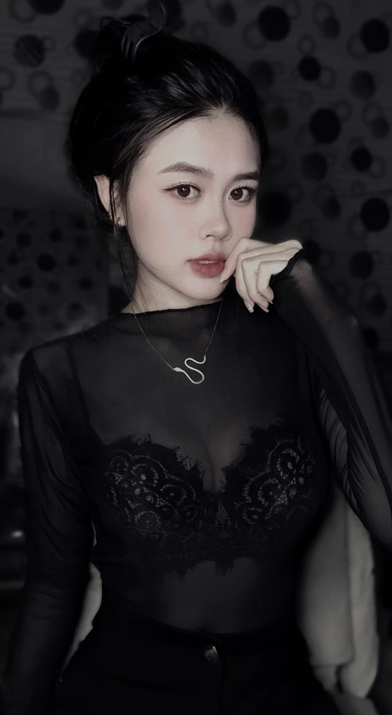  Hình ảnh con gái xinh ngầu Instagram mang nét thần thái cá tính và đặc biệt