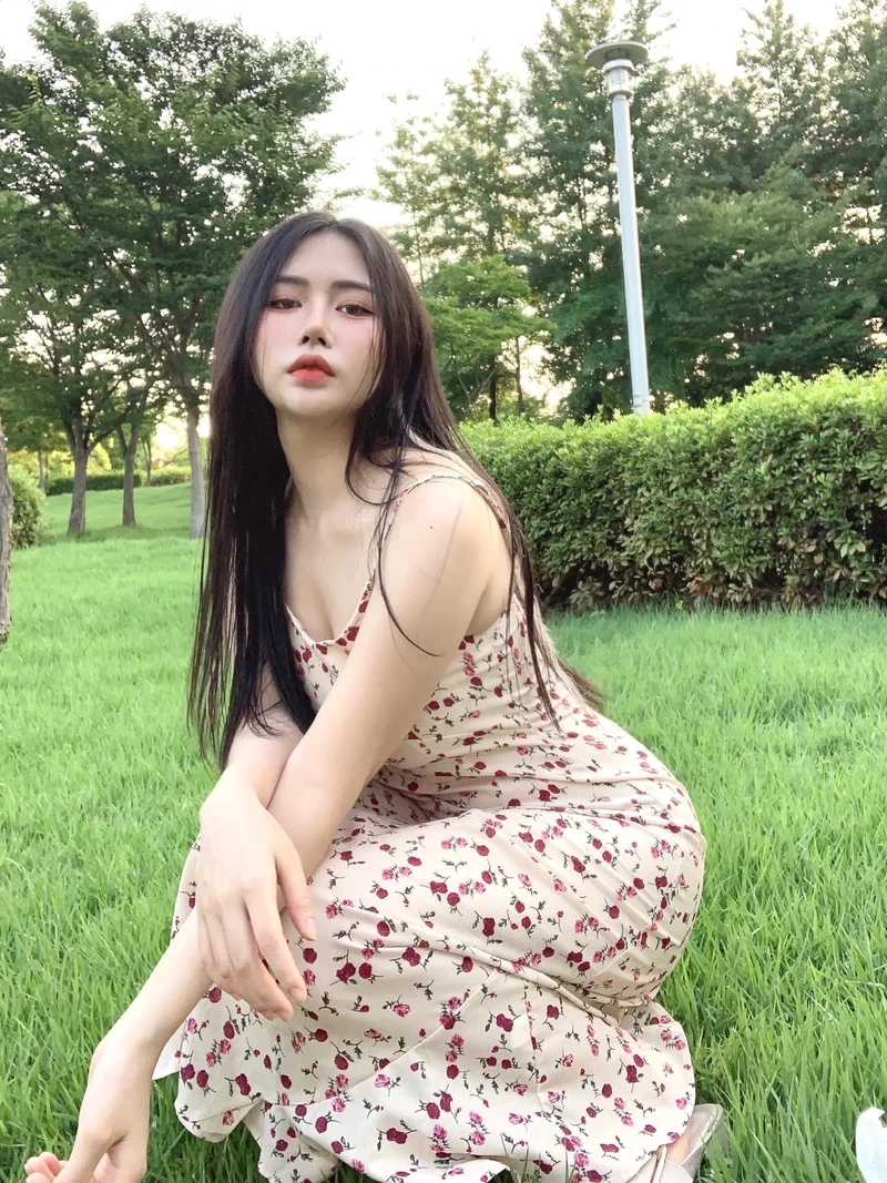 Mỹ nhân Việt U30 toát lên vẻ đẹp mặn mà và nổi bật