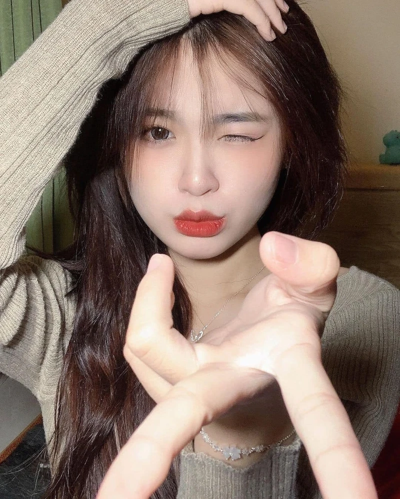 Hình nền girl xinh 4k cho điện thoại, dễ dàng tải và làm mới thiết bị