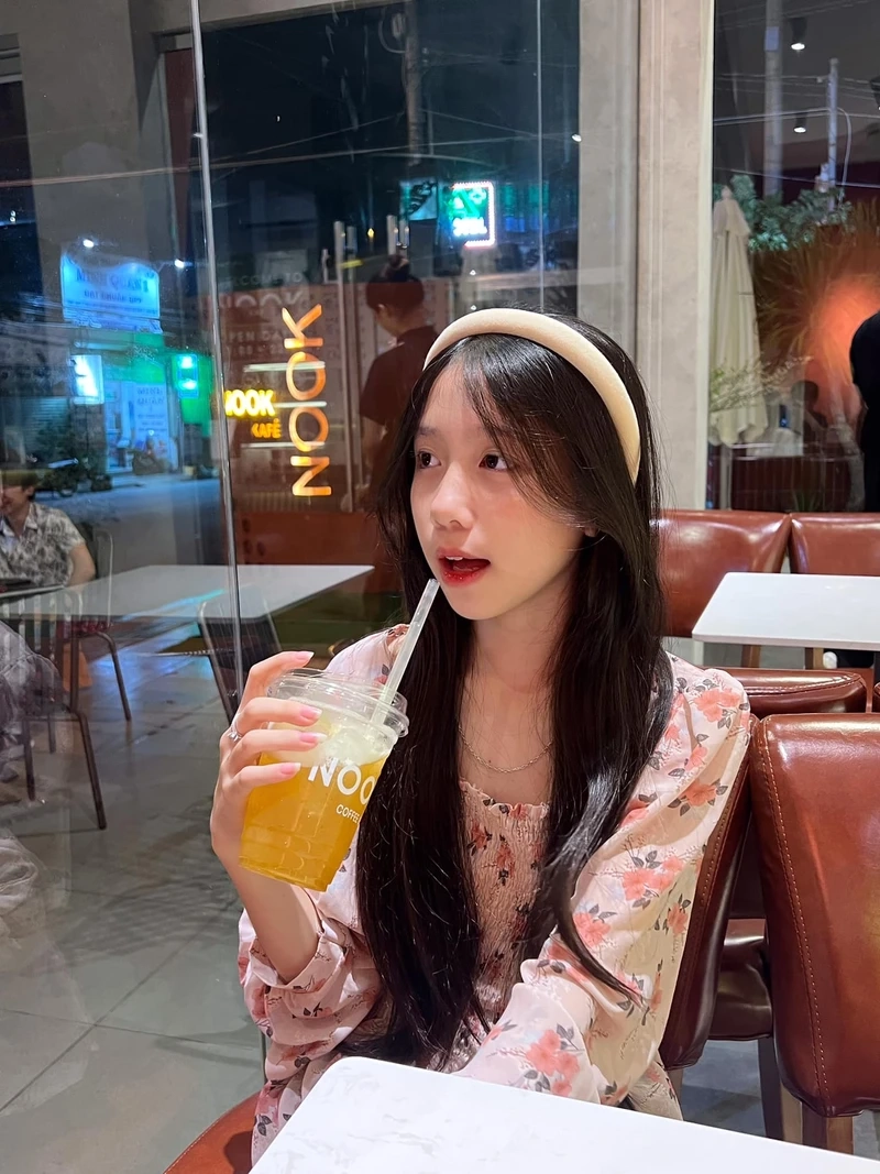Bộ sưu tập ảnh gái xinh dễ thương, khoảnh khắc ngọt ngào và đáng yêu