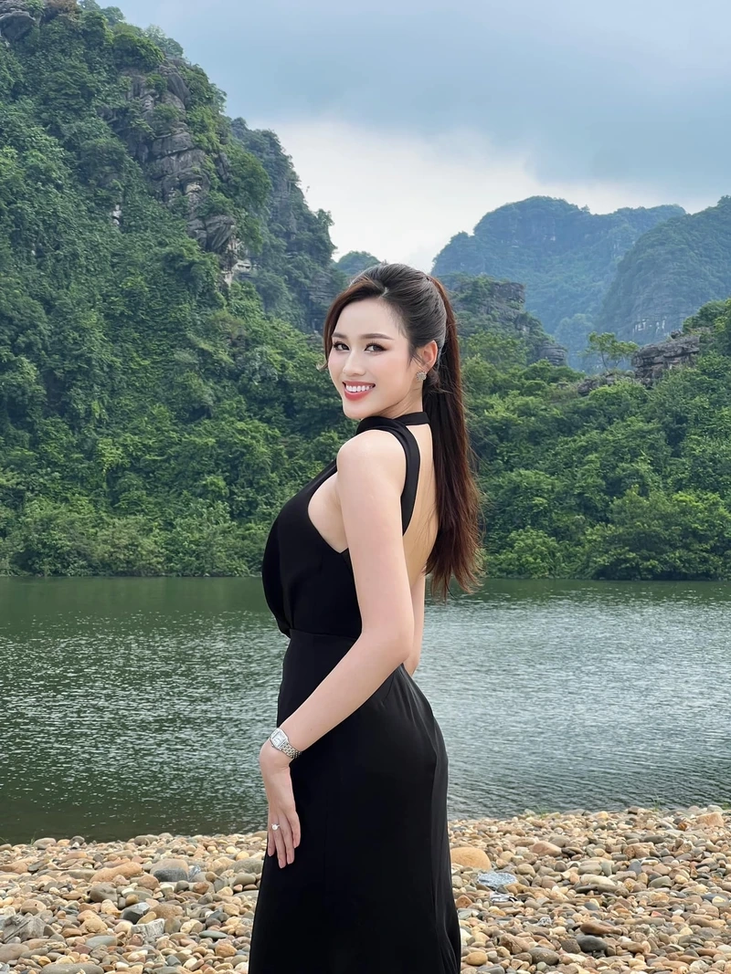Hoa hậu Đỗ Thị Hà bikini luôn gây ấn tượng mạnh mẽ