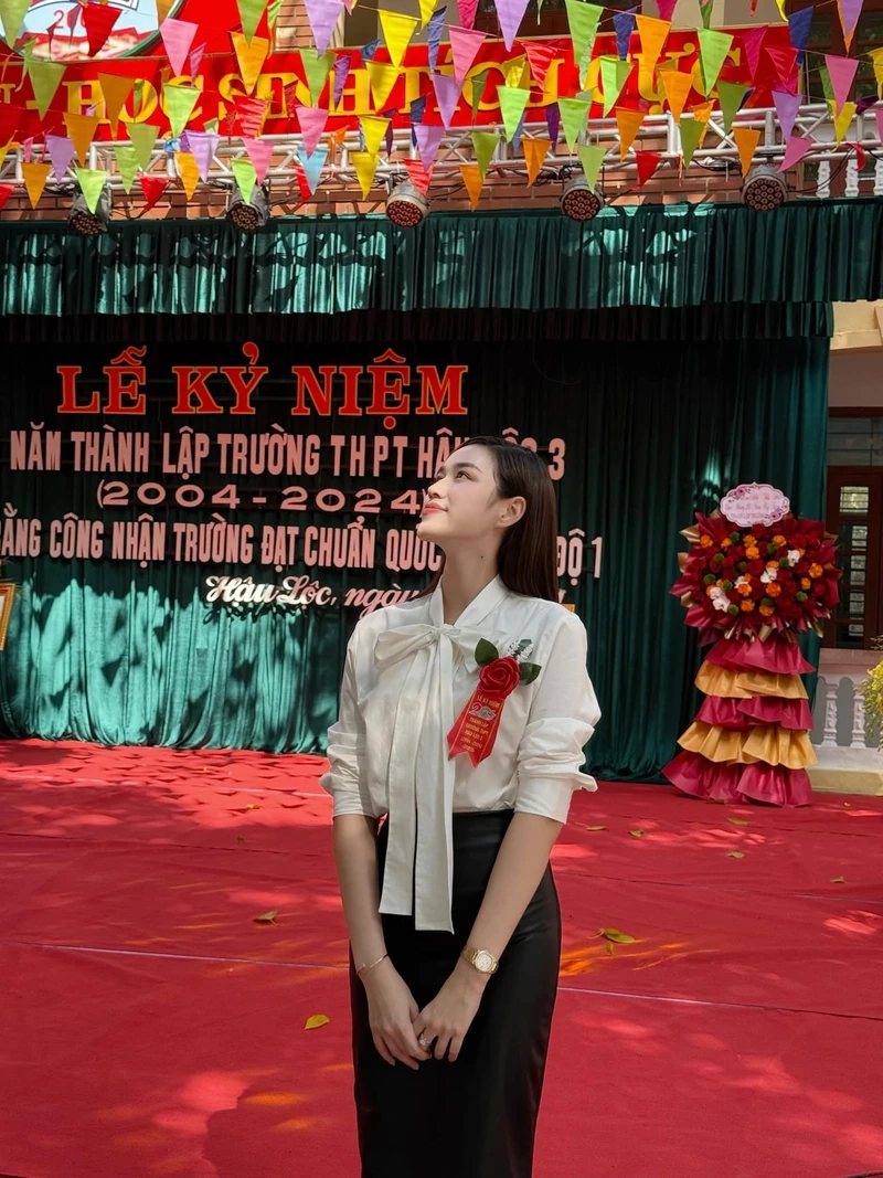 Đỗ Thị Hà áo dài là hình mẫu tôn vinh nét đẹp truyền thống Việt