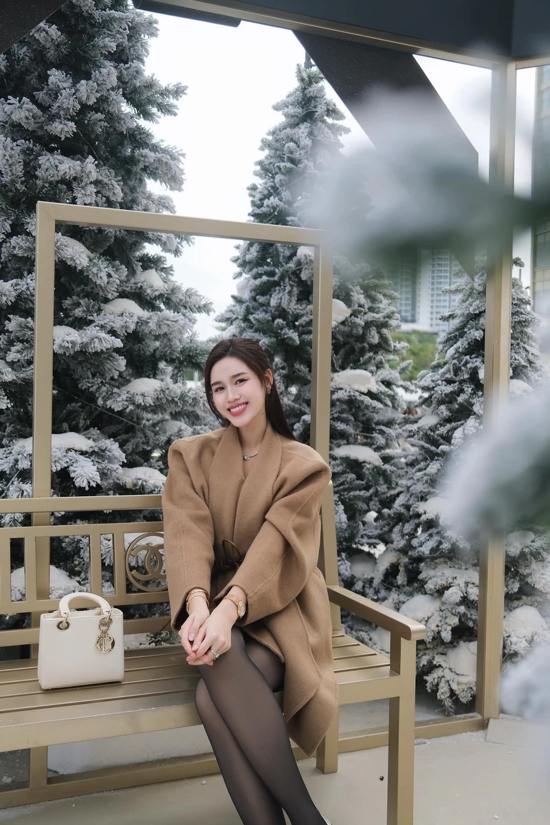 Miss Đỗ Thị Hà luôn được yêu mến bởi tài năng và sự tự tin