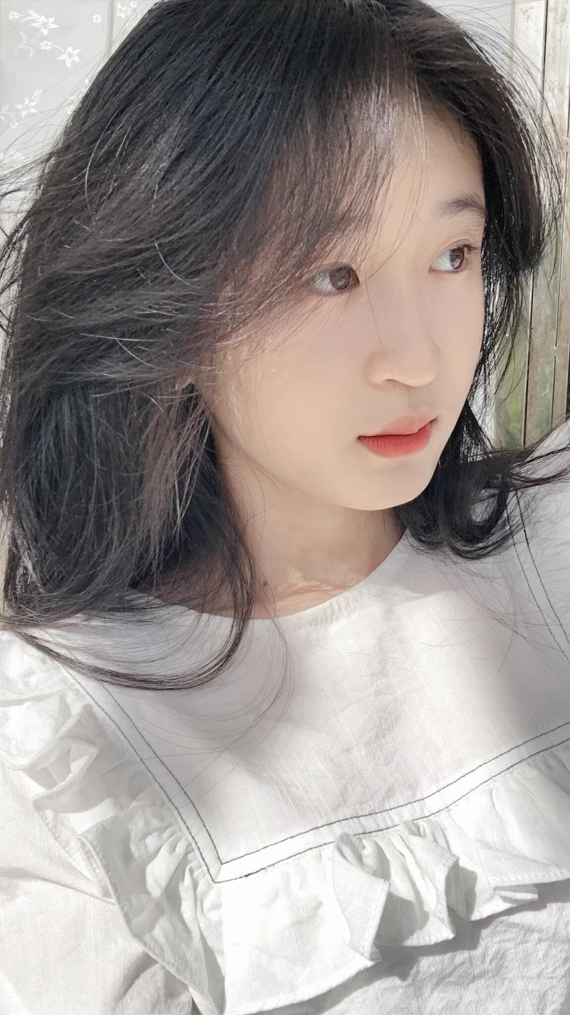 Ảnh gái cute k8 tỏa sáng với vẻ dễ thương, đầy sức sống