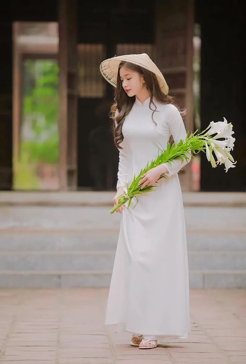 Gái xinh 9x hot girl, thu hút mọi ánh nhìn với sự quyến rũ và tươi mới