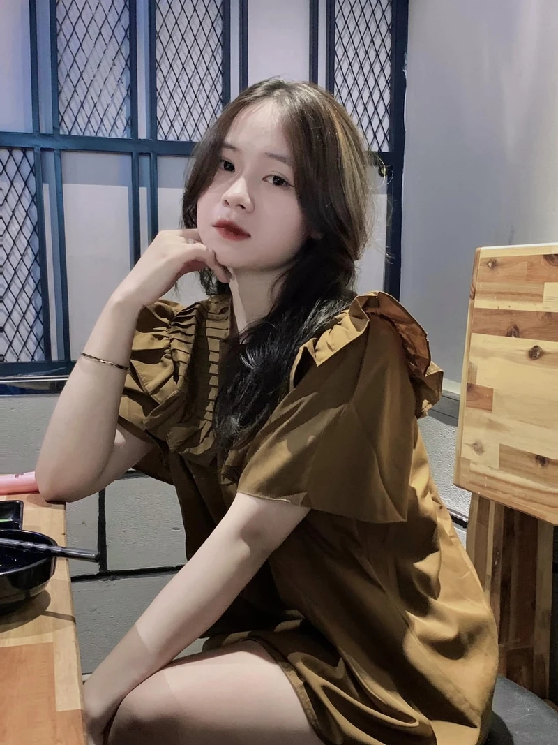 Mặt gái k7, tỏa sáng với vẻ đẹp tự nhiên và thuần khiết
