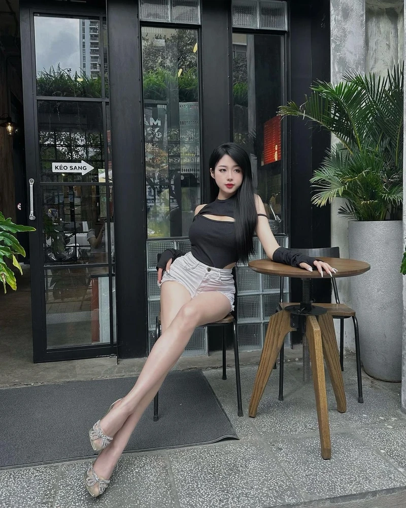 Ảnh gái k9 che mặt, tạo sự huyền bí và cuốn hút mọi ánh nhìn