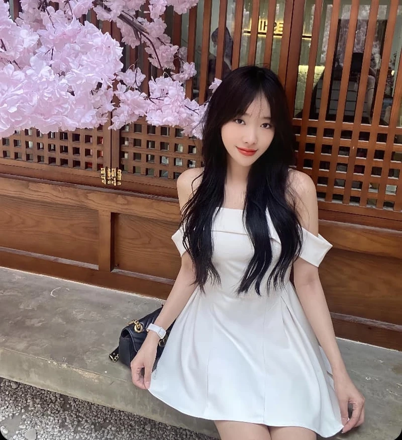 Gái xinh cute tóc dài, thu hút mọi ánh nhìn với vẻ đẹp dễ thương