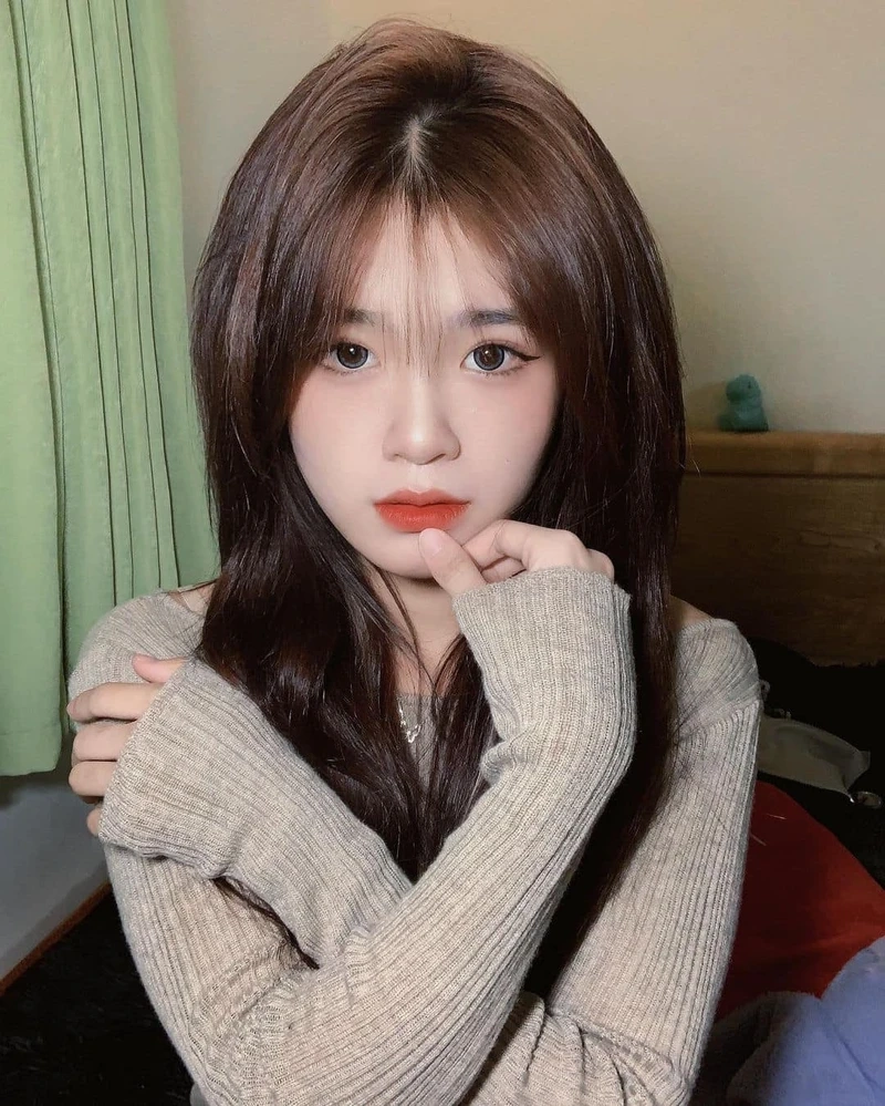 Gái xinh hang dep hot girl, nổi bật với phong cách tự tin và cuốn hút