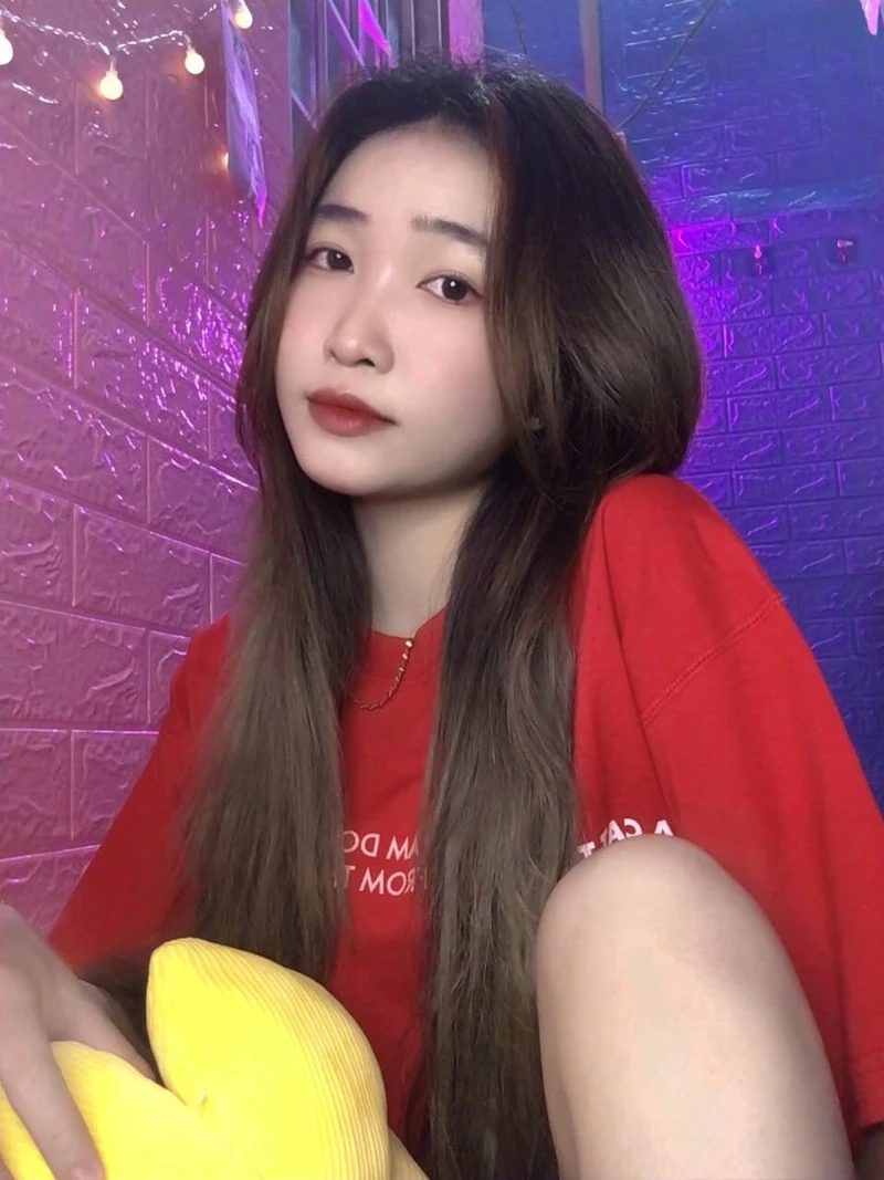 Gái xinh livestream Bigo, tỏa sáng trong những buổi phát sóng trực tiếp