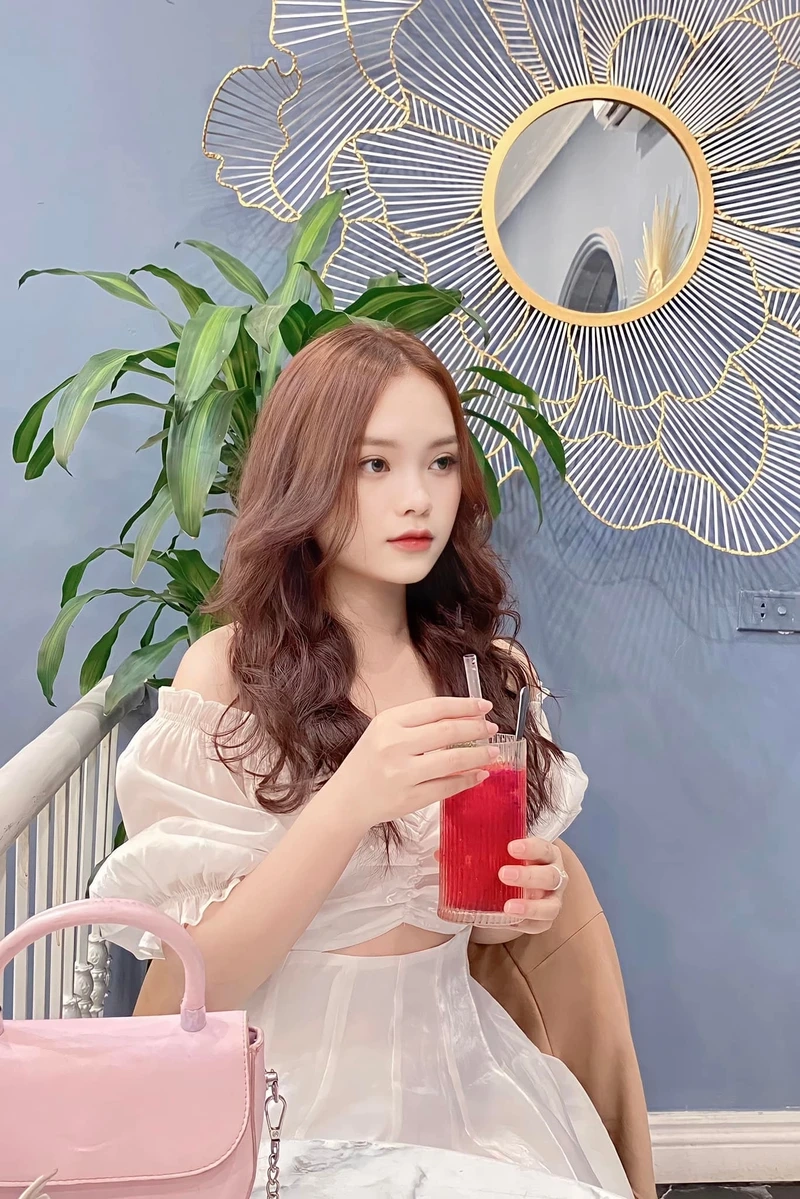 Gái xinh nhảy sexy dance, tạo ấn tượng mạnh mẽ với vũ đạo cuốn hút