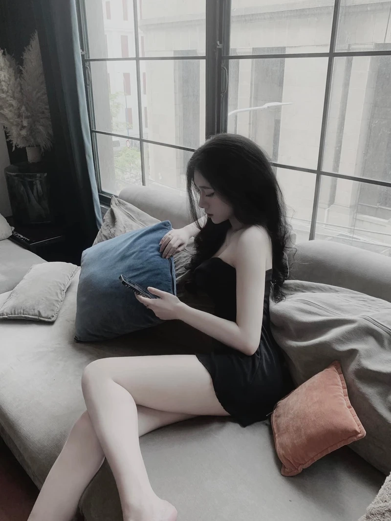 Gái xinh online TikTok, thu hút với vẻ đẹp tự nhiên và quyến rũ