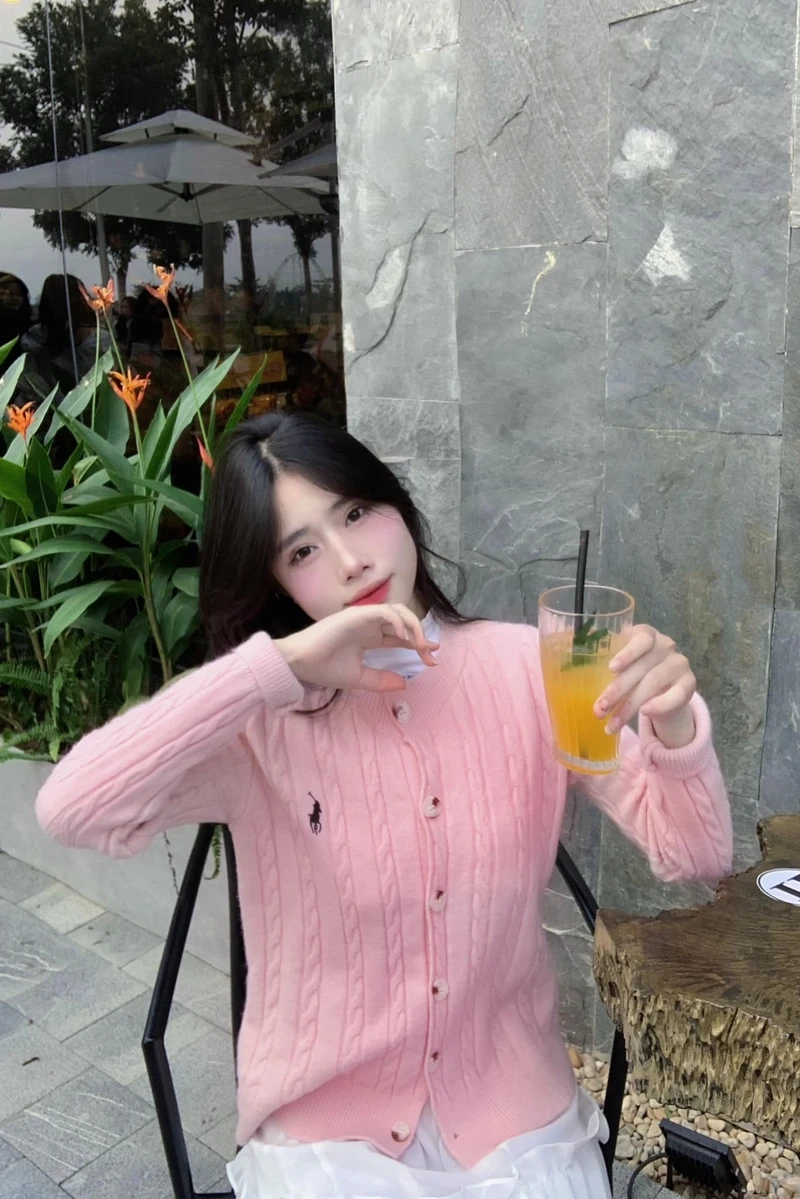 Hình ảnh gái đẹp 2k6 cho máy tính, dễ dàng thu hút với sự tươi mới