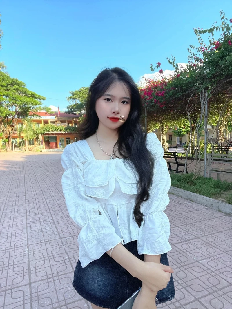 Gái xinh org 18+ với vẻ đẹp quyến rũ và hấp dẫn người xem