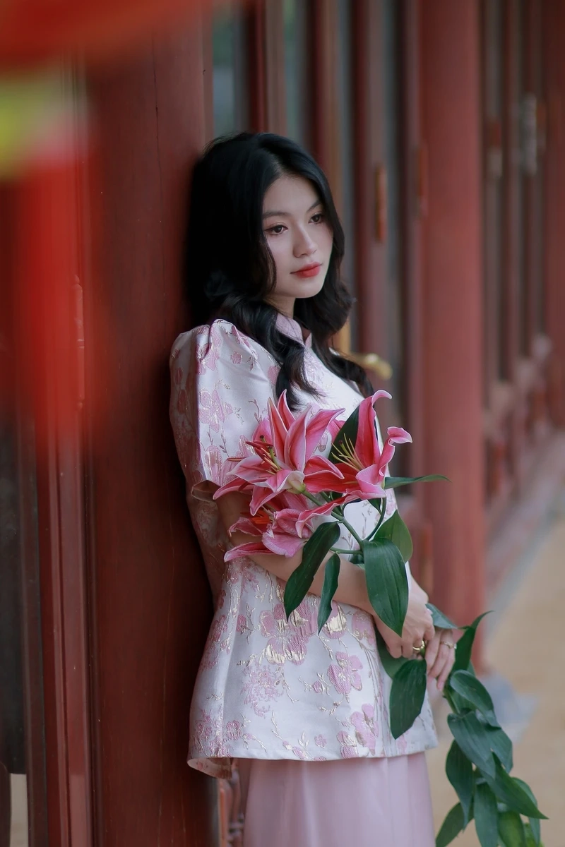 Ảnh gái xinh có răng khểnh thể hiện vẻ đẹp ngọt ngào và thu hút