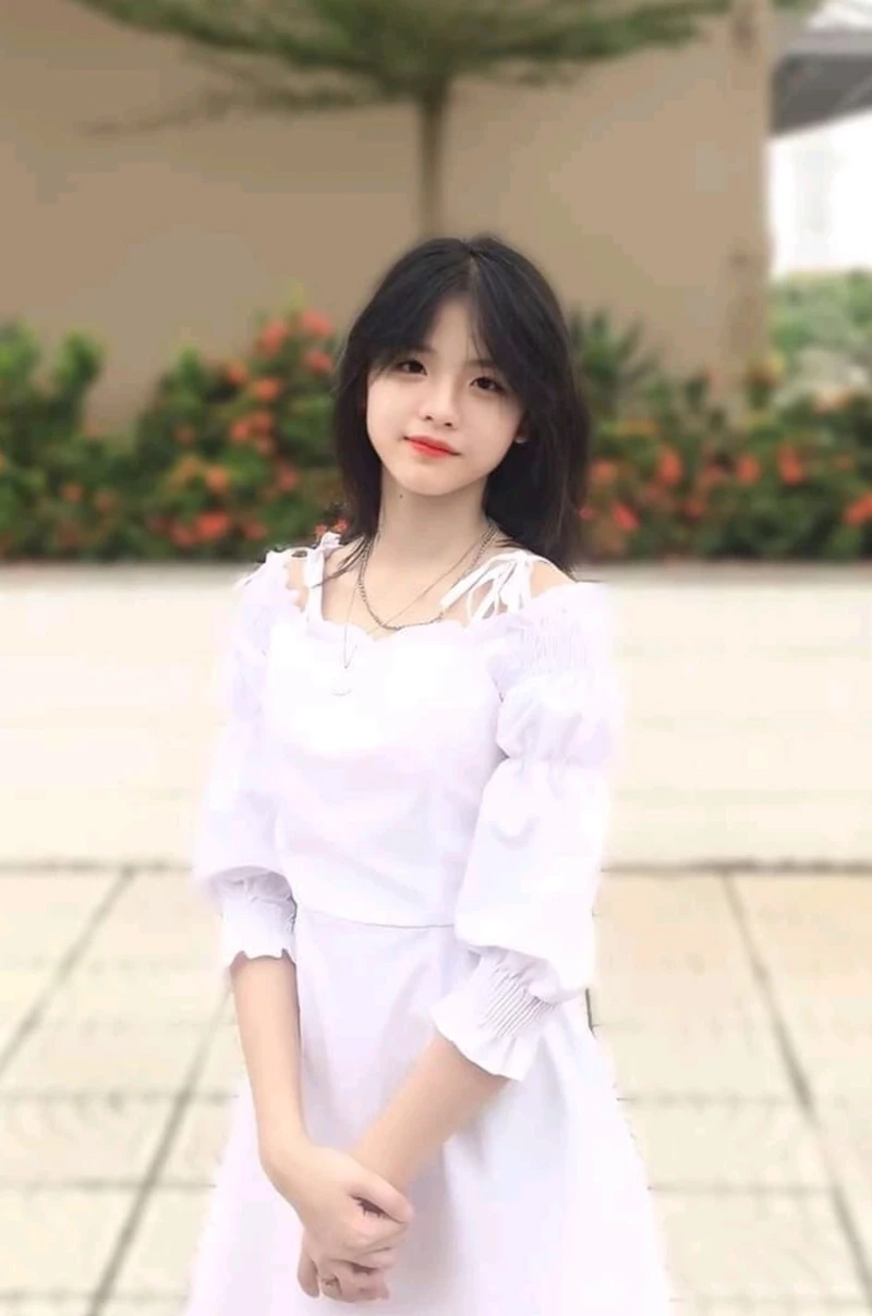 Giải trí gái đẹp ngoài đời mang đến những khoảnh khắc tự nhiên và thu hút